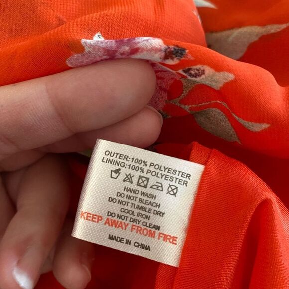 PrettyLittleThing Jaiden orange flower print bell sleeve romper size 12 - Picture 6 of 8